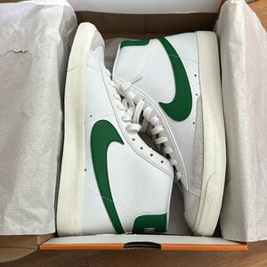Nike Blazer ‘77 Mid Vintage size 10.5